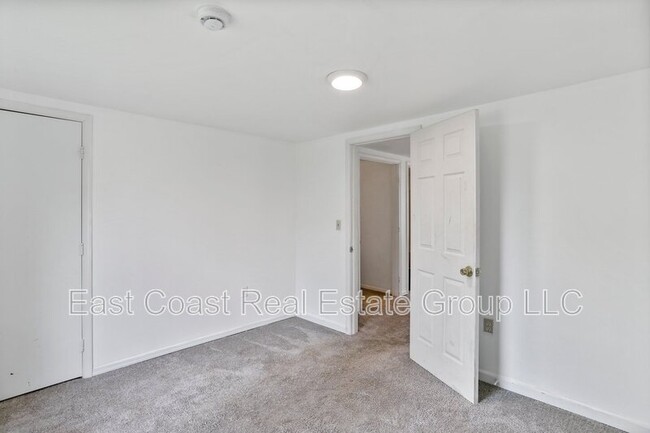 Building Photo - 500 N Marshall St