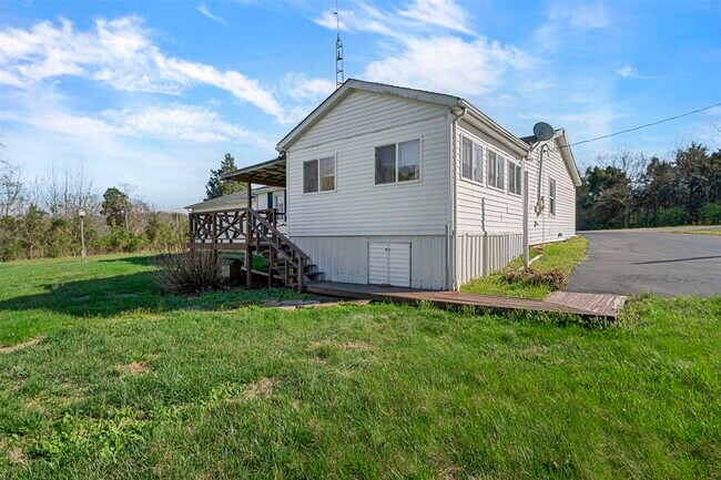 Building Photo - 2736 Bill Dedmon Rd