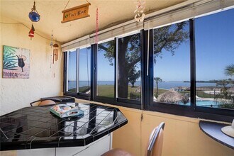 Building Photo - 654 Windrush Bay Dr