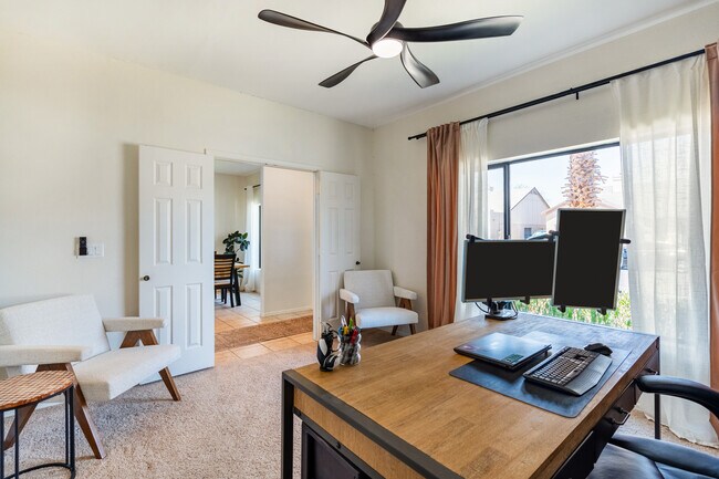Building Photo - 4113 W Cielo Grande