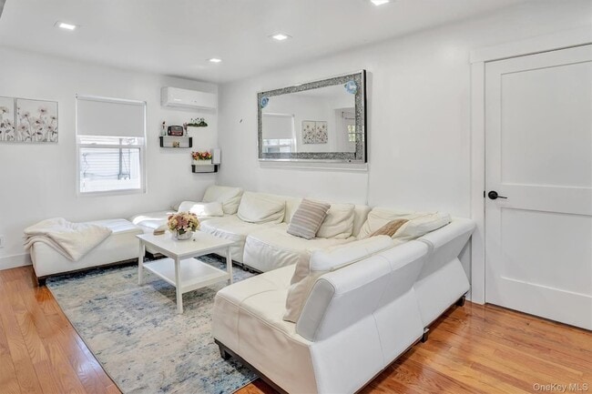 Building Photo - 159 Southside Ave