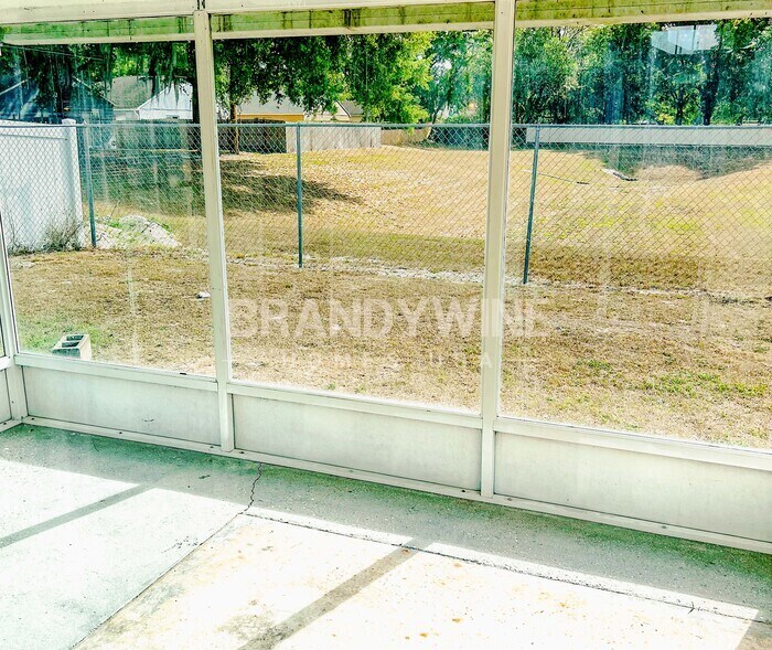 Building Photo - 3314 Lake Tiny Cir