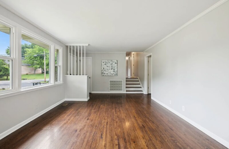 Building Photo - 6528 Premier Dr