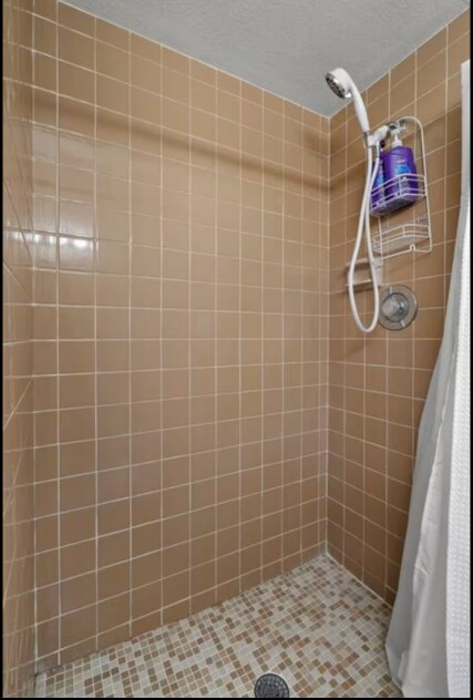 Building Photo - Beautifully Furnished 2-Bed, 2-Bath Condo ...