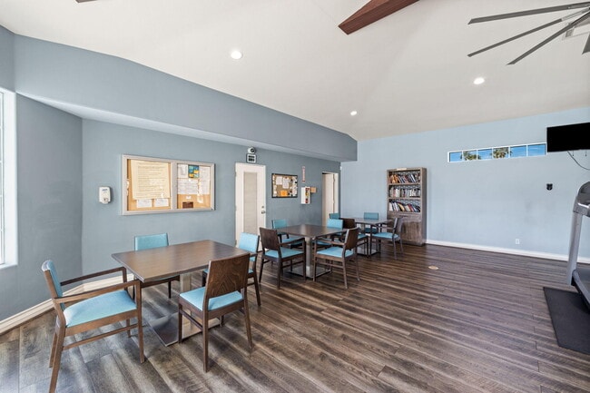 Building Photo - 79699 Carmel Valley Ave