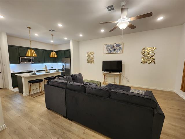 Building Photo - 632 Blue Rdg Dr