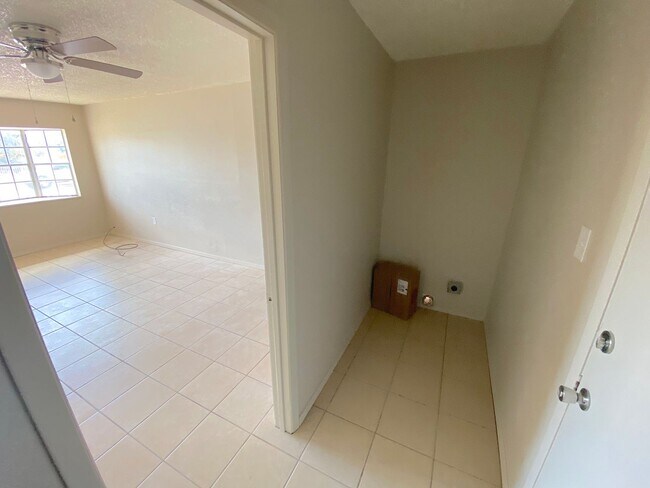 Building Photo - Northeast El Paso 4bed/2bath