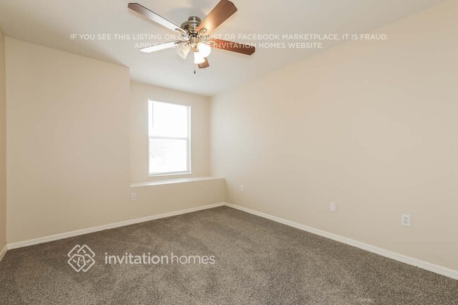 Building Photo - 4802 Woodmere Rd