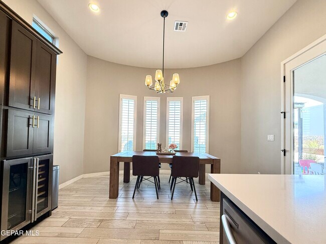 Building Photo - 7467 Smugglers Gulch Ct