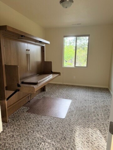 Building Photo - 2540 E Desert Cliff Dr