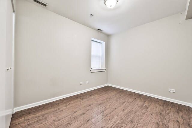 Building Photo - 3231 N Ridgeway Ave