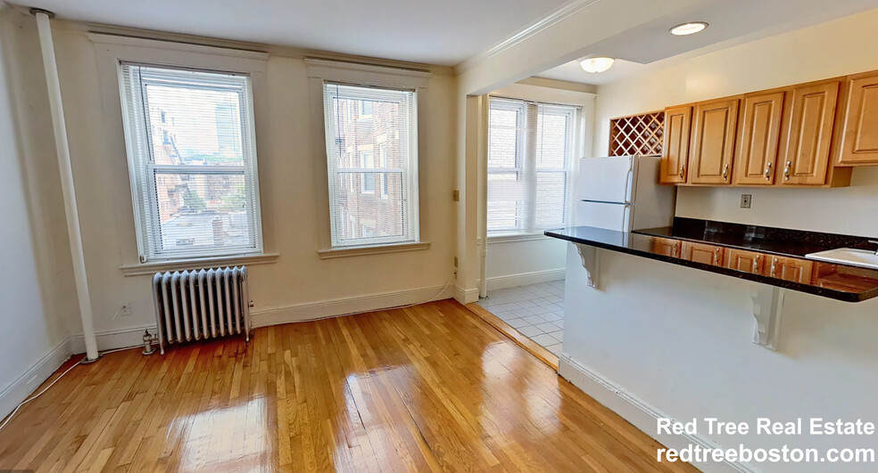 unit 24 - 125 Park Dr