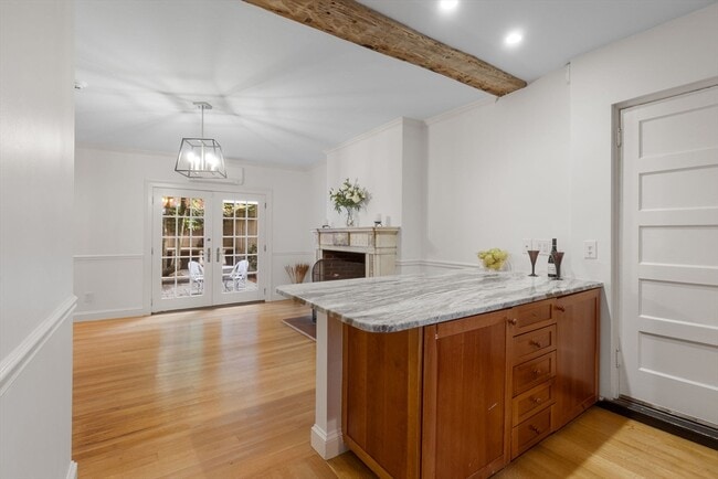 Building Photo - 24 Fayette St