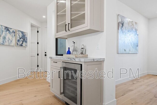 Building Photo - 2012 Eagle Ct