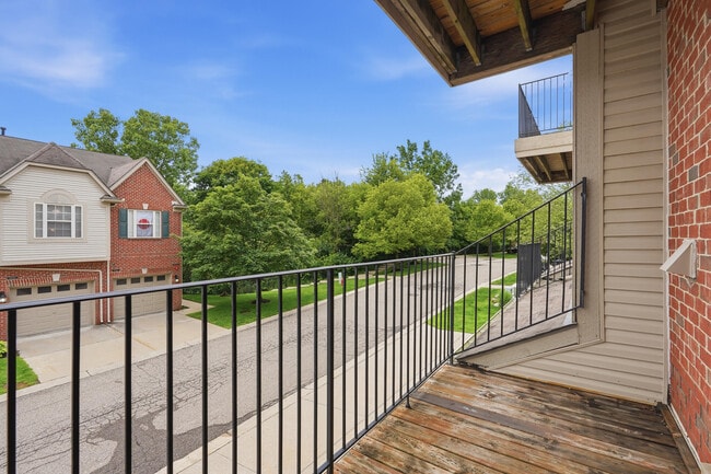 Building Photo - 39475 Springwater Dr
