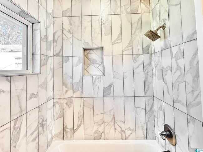 Building Photo - 1640 57th St