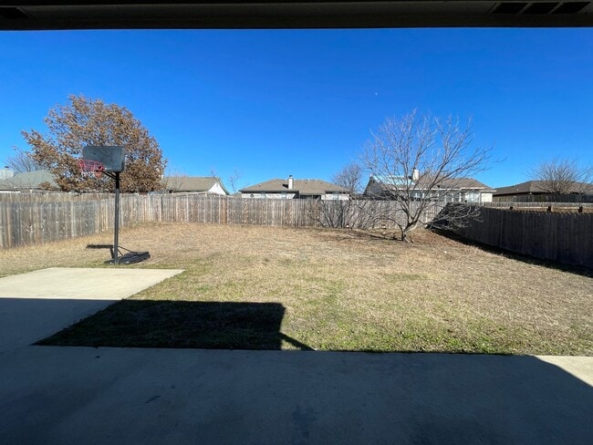 Building Photo - 3817 Water Oak Dr