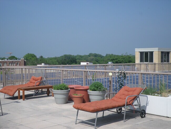 Building Photo - 4600 Connecticut Ave NW