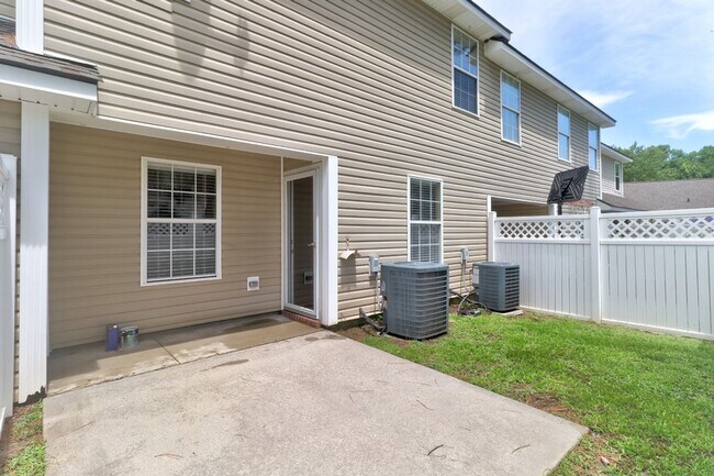 Building Photo - Townhome in Villages at Towne Park
