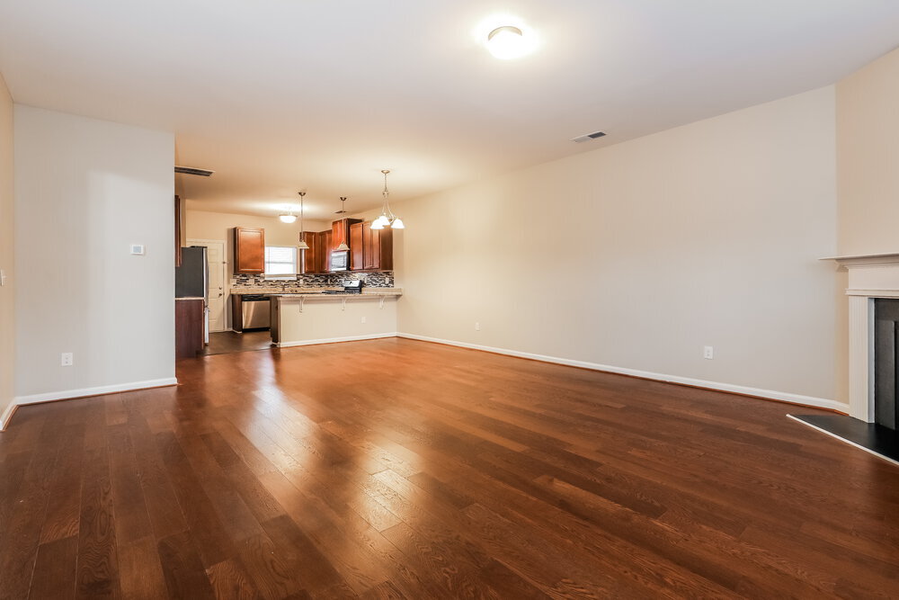 Building Photo - 705 Armitage Way