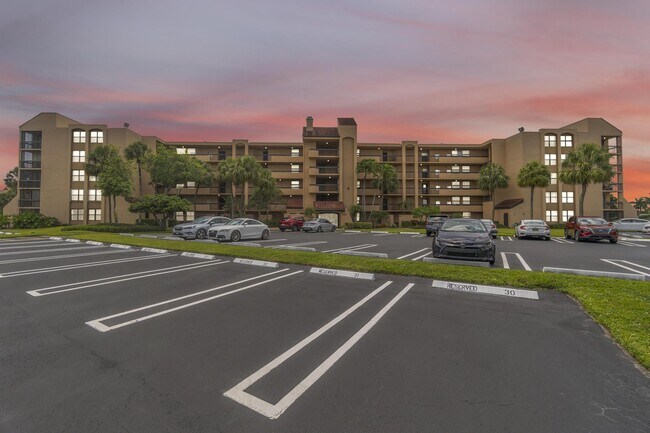 Primary Photo - 2255 Lindell Blvd