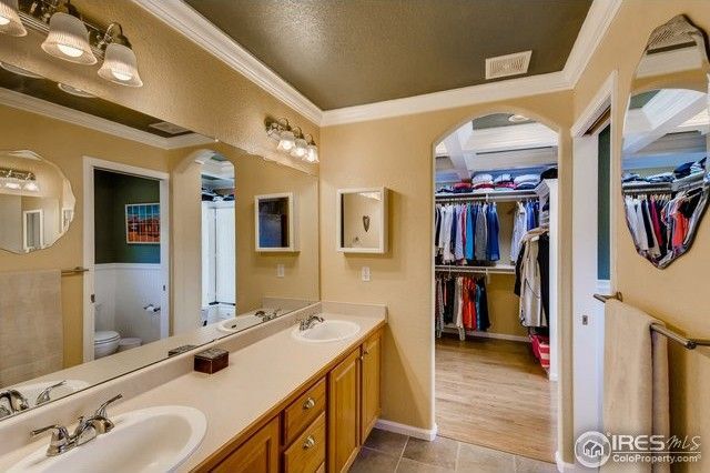 Building Photo - 5162 Cinquefoil Ln