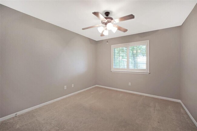 Building Photo - 12527 Cannonwood Ln