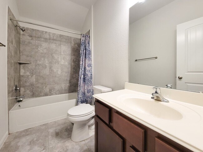 Building Photo - 6523 Fiddlewood Thicket Ln