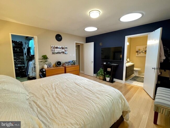 Building Photo - 11302 Gatesborough Ln