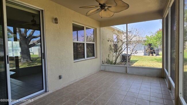 Building Photo - 1831 Barrington Cir