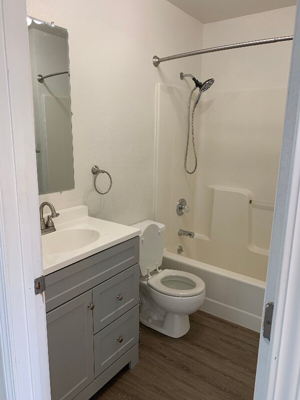 Building Photo - 5349 East Pkwy