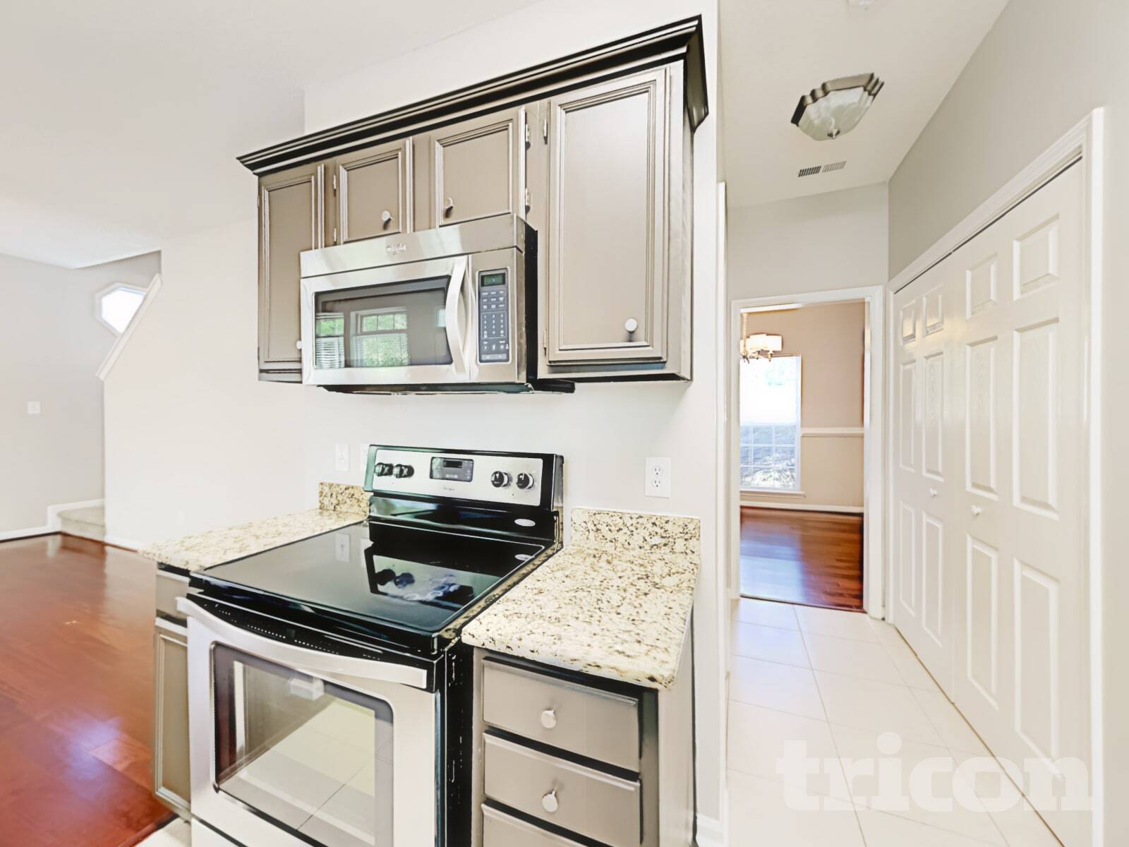 Building Photo - 1609 Silverberry Ct