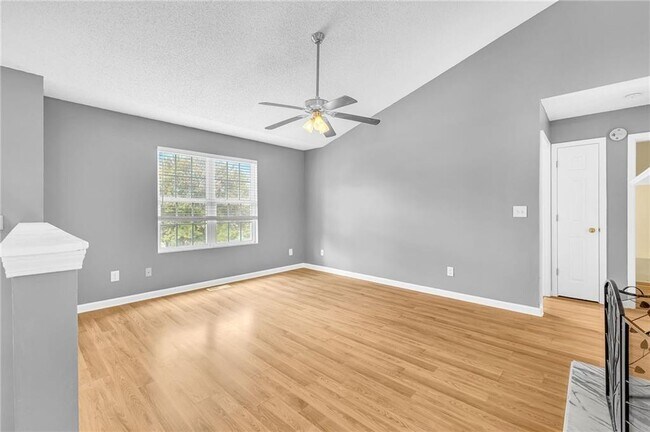 Building Photo - 226 Ashland Creek Ct