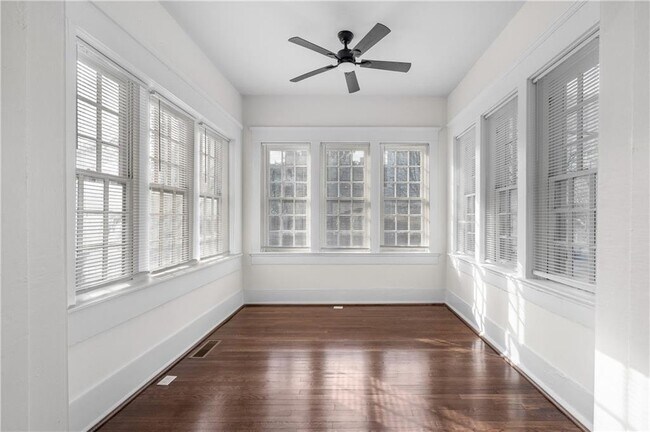 Building Photo - 360 Ponce De Leon Ave NE