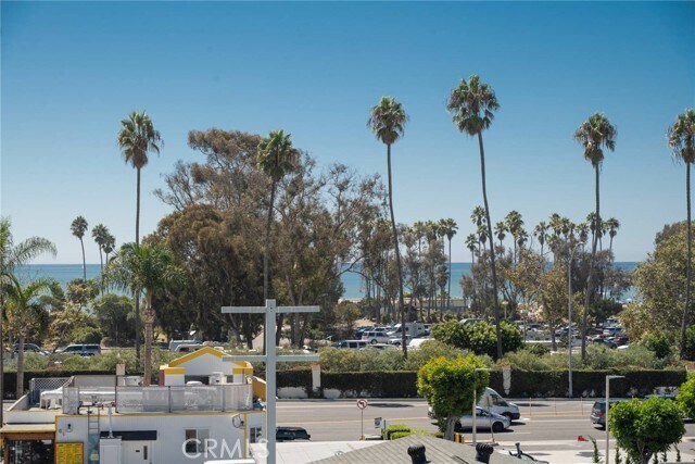 Building Photo - 2148 Doheny Way
