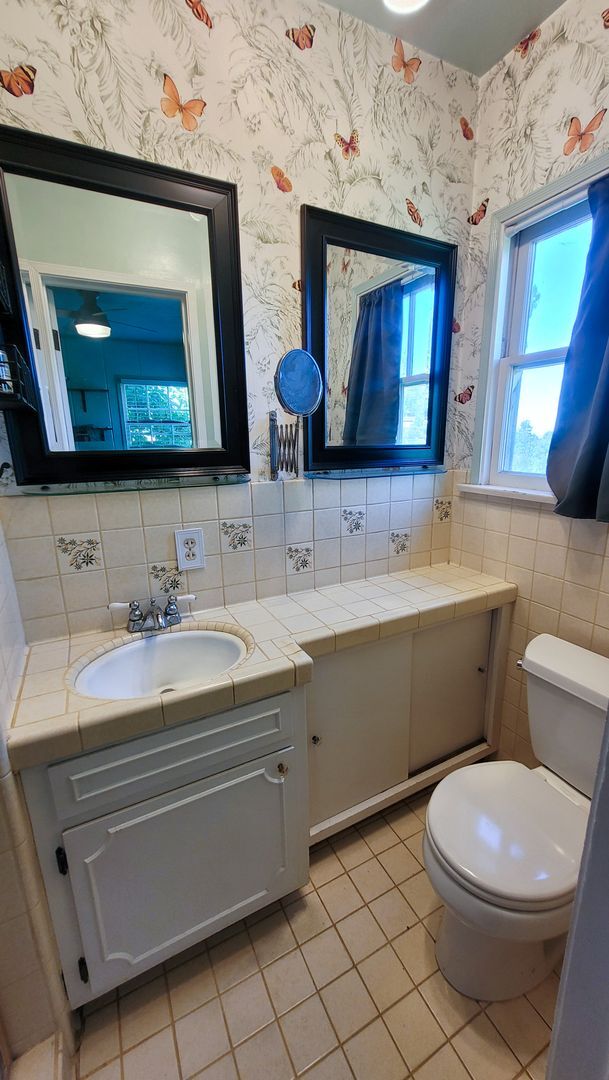 Building Photo - Gorgeous 3 Bed 2 Bath House In Whittier Co...