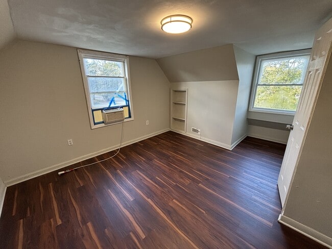 Building Photo - 5225 W 4th Ave