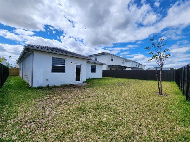 Building Photo - 12735 SW 211th St