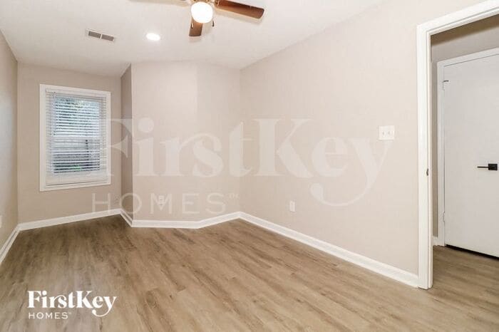 Building Photo - 2930 Noble Ct