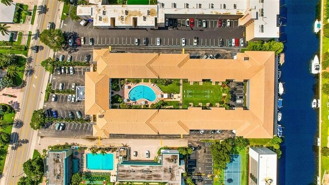 Building Photo - 1461 S Ocean Blvd