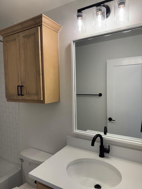 Building Photo - 705 Elena Dr