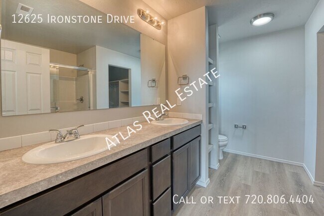 Building Photo - 4 WEEKS FREE RENT IF MOVED IN BY 4/15! Mod...