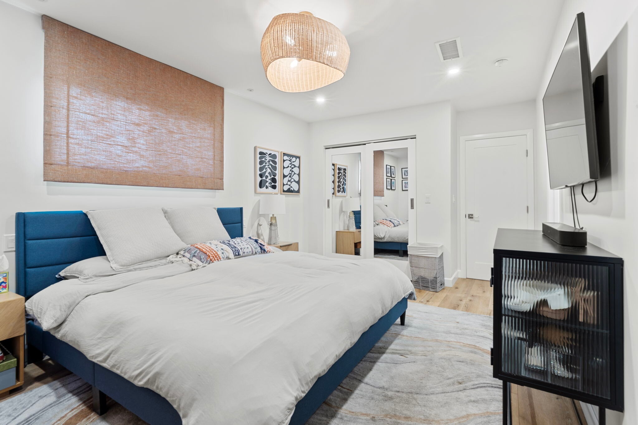 Primary - 11038 Blix St