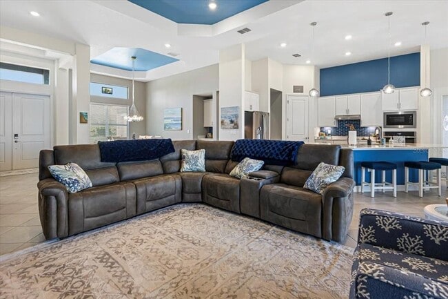 Building Photo - 8568 Shr Lk Dr