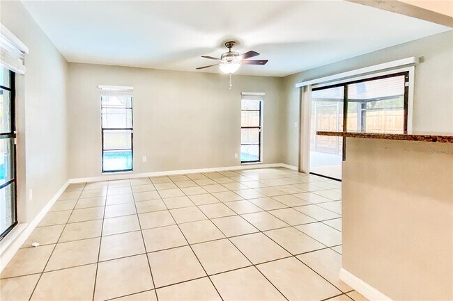 Building Photo - 3053 Stanton Ave