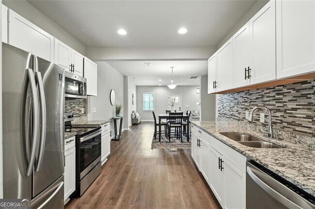 Building Photo - 1585 Archer St SW