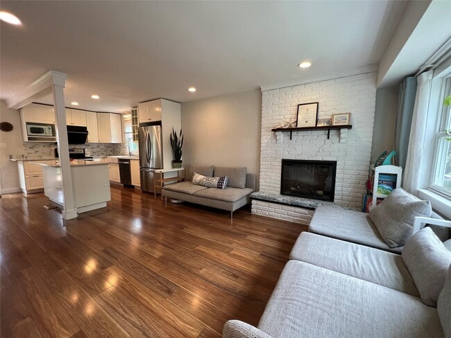 Building Photo - 44 Fieldstone Dr