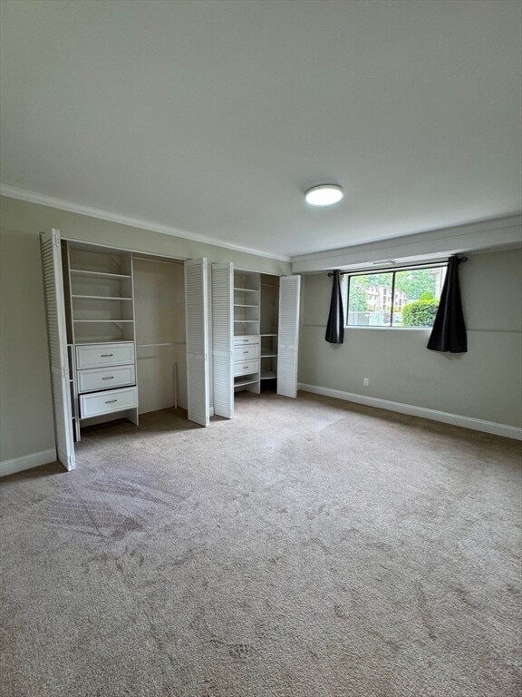 Building Photo - 1 Greenbriar Dr