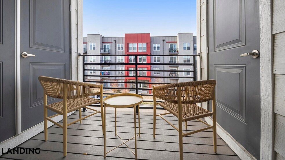 Building Photo - 4000 N Albion St