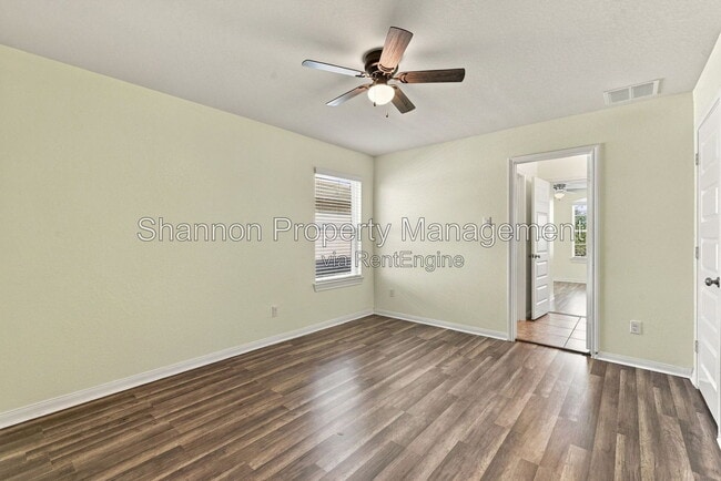 Building Photo - 24250 Prairie Glen Ln